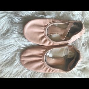Revolution girls ballet shoes